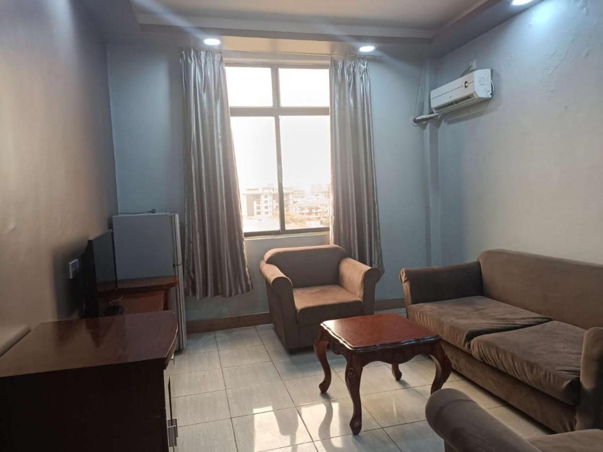 Eastern Plaza Hotel Djoeba Buitenkant foto