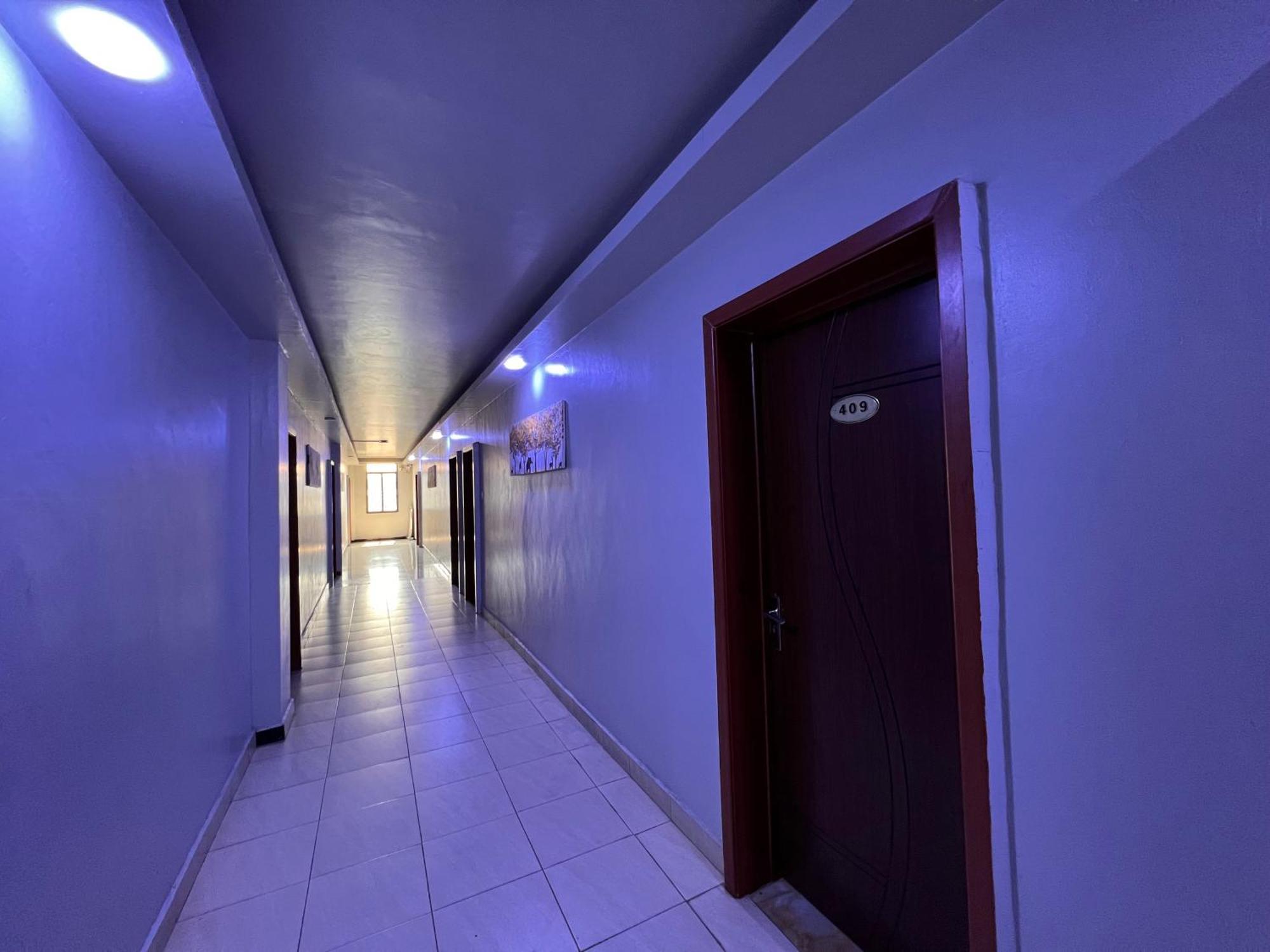 Eastern Plaza Hotel Djoeba Buitenkant foto