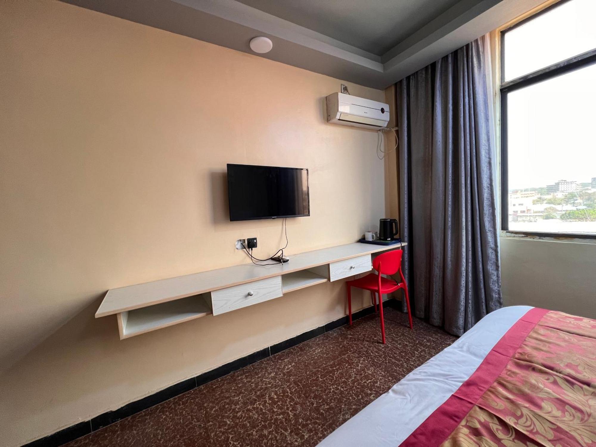 Eastern Plaza Hotel Djoeba Buitenkant foto