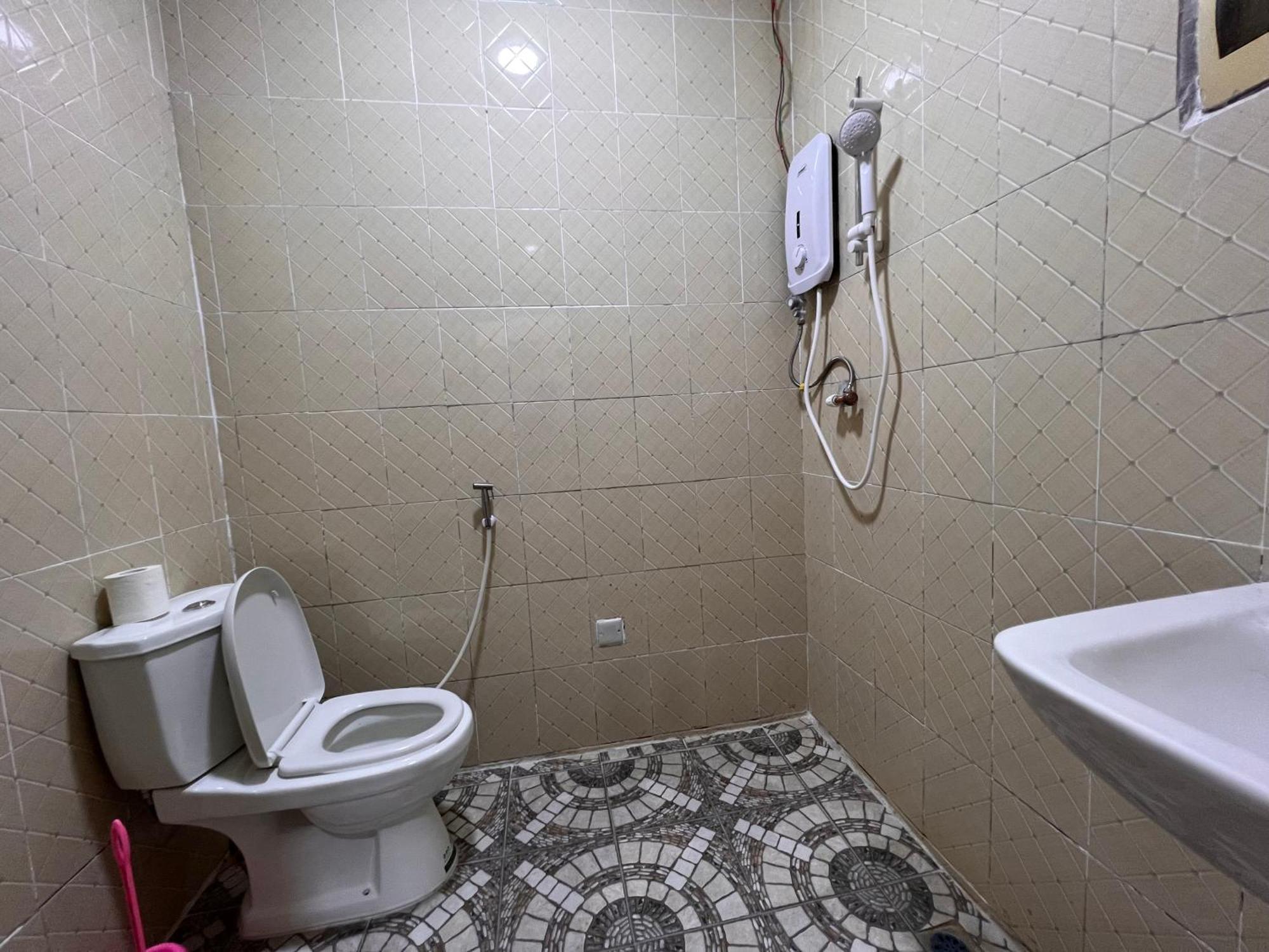 Eastern Plaza Hotel Djoeba Buitenkant foto